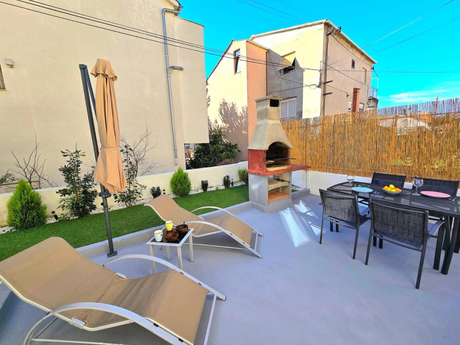 Apartmani Krnic Šibenik Екстериор снимка
